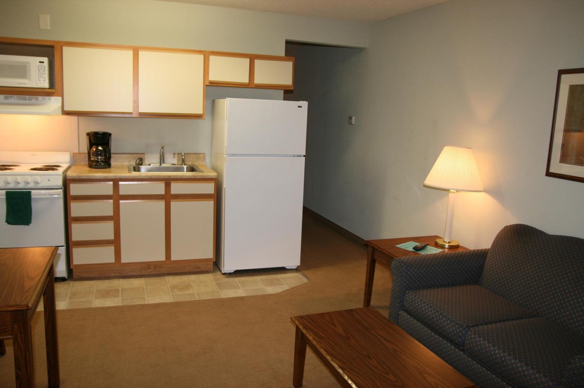 Affordable Suites Шелби Экстерьер фото
