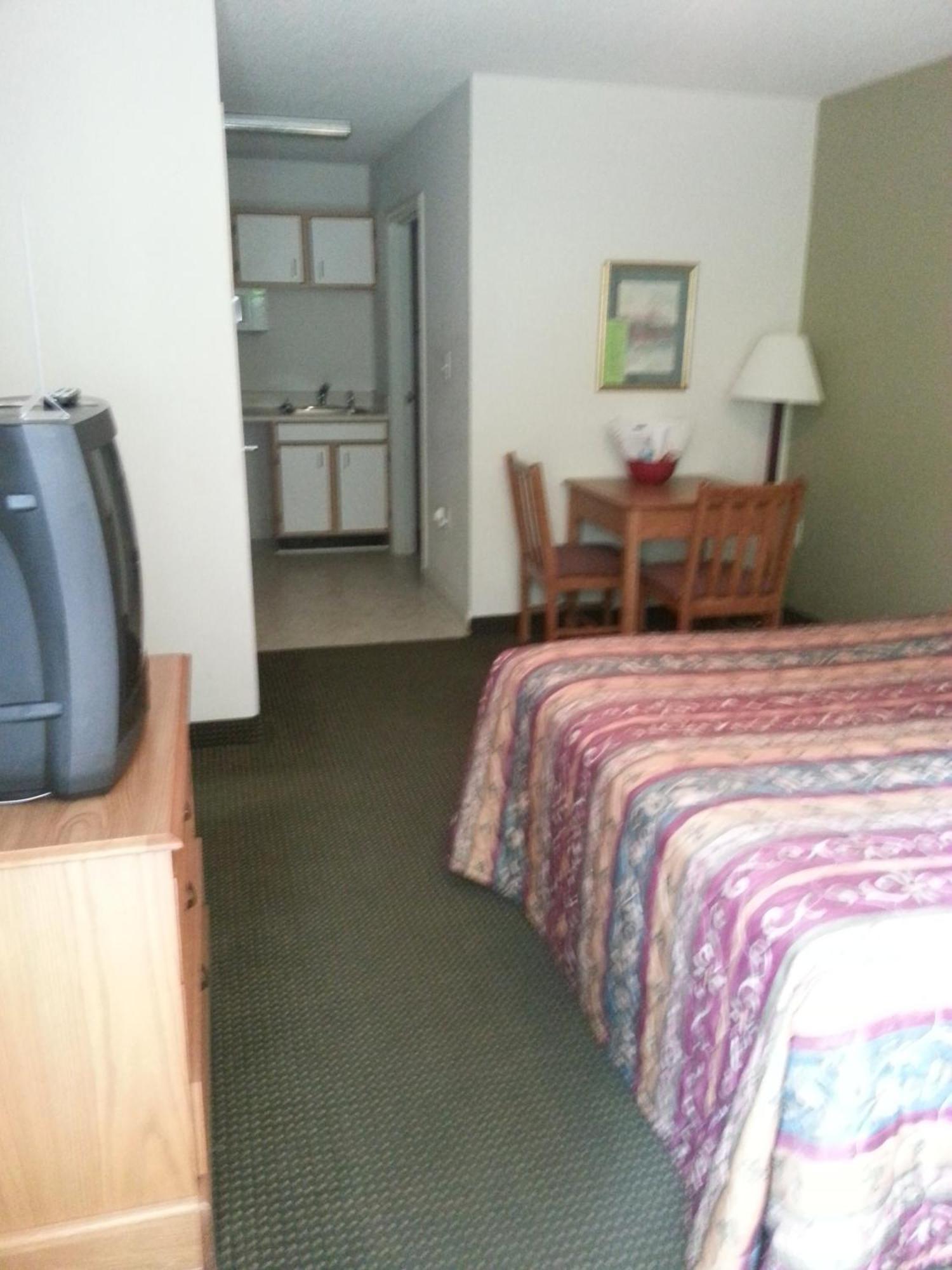 Affordable Suites Шелби Экстерьер фото